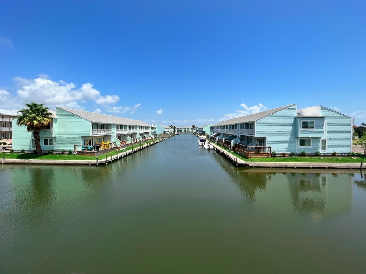 Rockport Waterfront Condo With A View Exterior photo